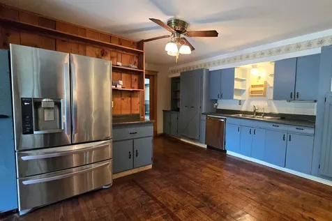 600 Dewey Street Harvard IL 60033