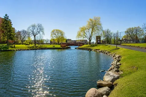 1101 South Hunt Club Drive Mount Prospect IL 60056