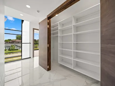 2010 Lavigne Lane Northbrook IL 60062
