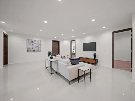 2010 Lavigne Lane Northbrook IL 60062