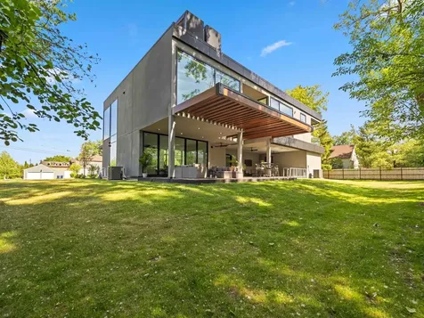 2010 Lavigne Lane Northbrook IL 60062