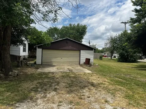 510 North Vermillion Street Paxton IL 60957