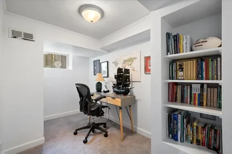 2433 Hastings Avenue Evanston IL 60201