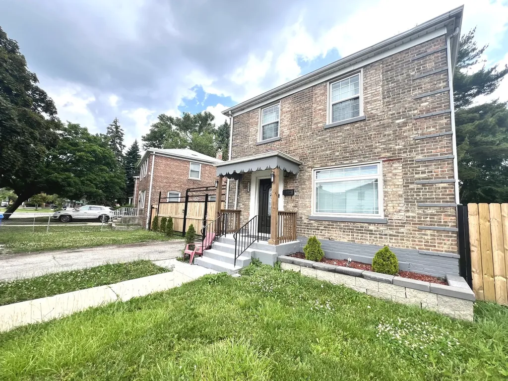 7541 South Hamilton Avenue Chicago IL 60620