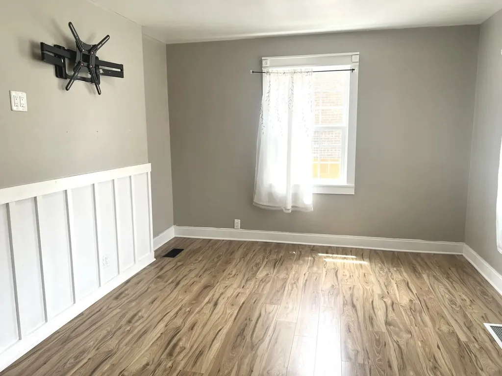 7541 South Hamilton Avenue Chicago IL 60620
