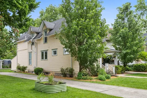 622 North Ridgeland Avenue Oak Park IL 60302
