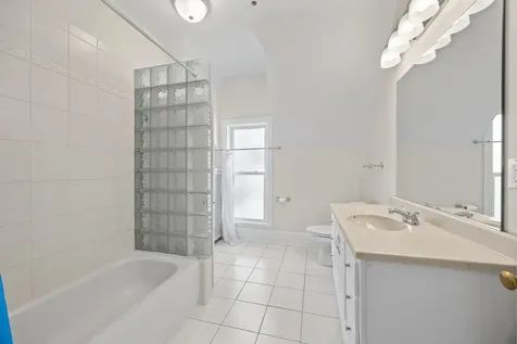 622 North Ridgeland Avenue Oak Park IL 60302