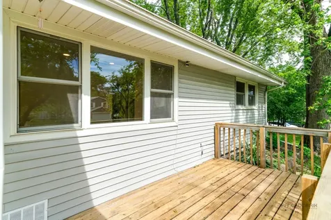 200 South Beck Road Lindenhurst IL 60046