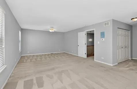 607 Mansfield Way Oswego IL 60543