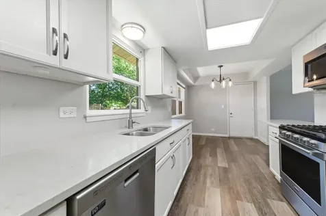 567 Northampton Circle Elk Grove Village IL 60007