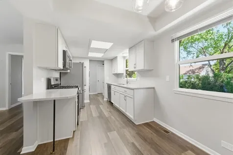 567 Northampton Circle Elk Grove Village IL 60007