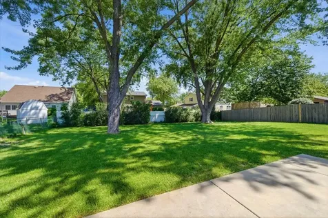 567 Northampton Circle Elk Grove Village IL 60007