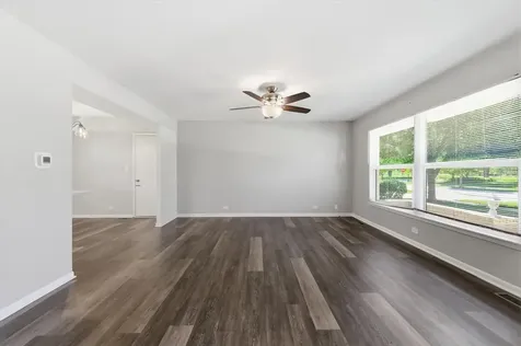 567 Northampton Circle Elk Grove Village IL 60007
