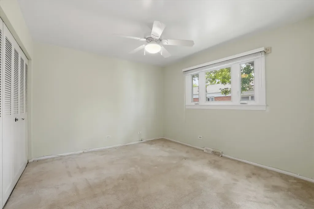 1155 Peterson Avenue Park Ridge IL 60068