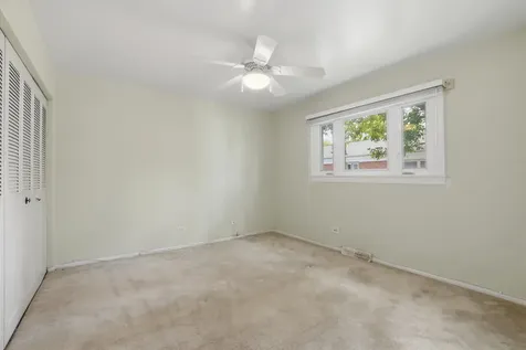 1155 Peterson Avenue Park Ridge IL 60068