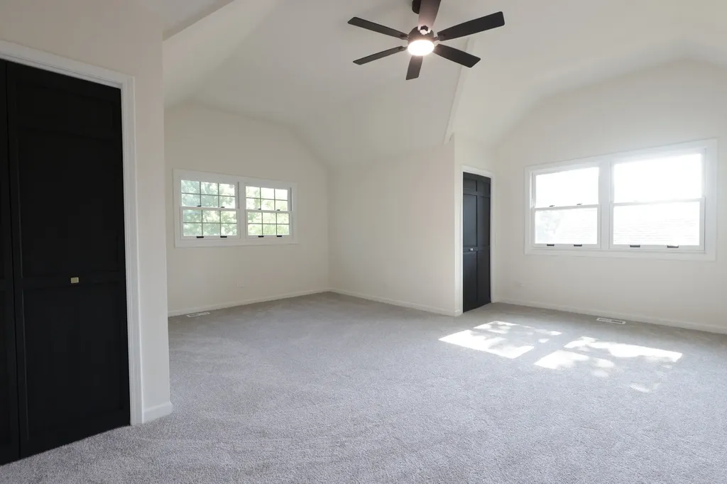 569 Boardman Circle Bolingbrook IL 60440