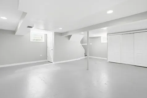 9607 South Sacramento Avenue Evergreen Park IL 60805