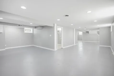 9607 South Sacramento Avenue Evergreen Park IL 60805