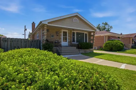 9607 South Sacramento Avenue Evergreen Park IL 60805
