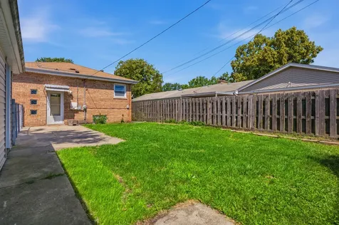 9607 South Sacramento Avenue Evergreen Park IL 60805