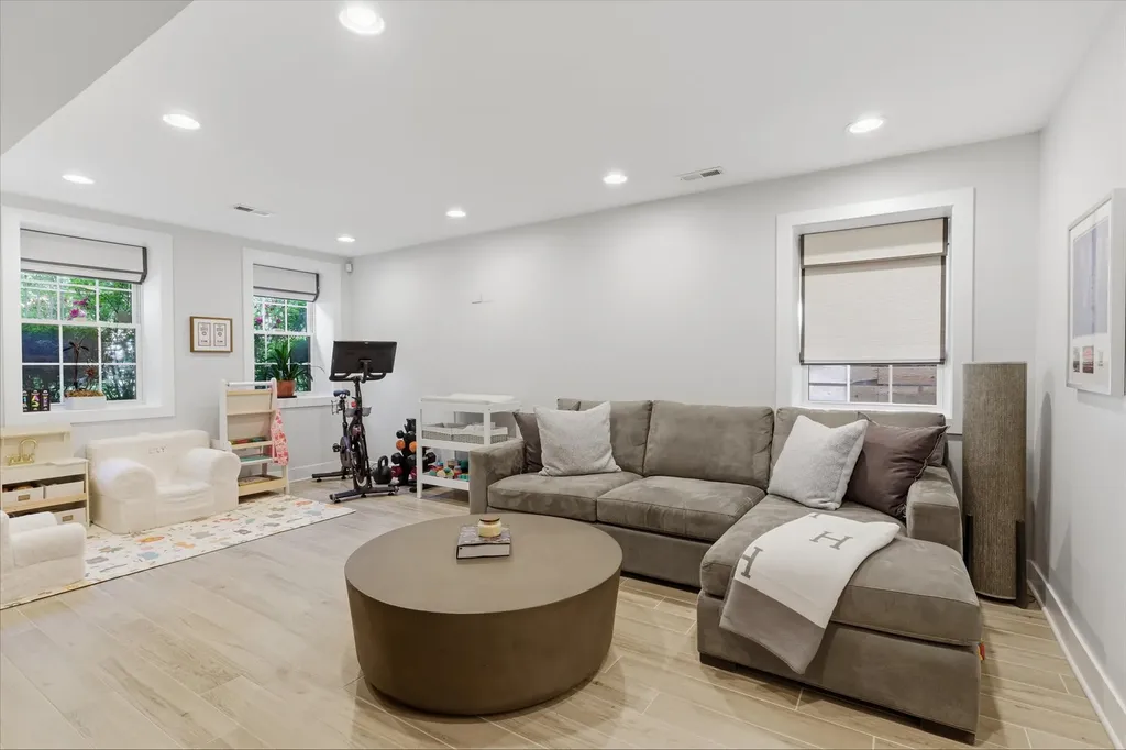 1540 North Talman Avenue Chicago IL 60622