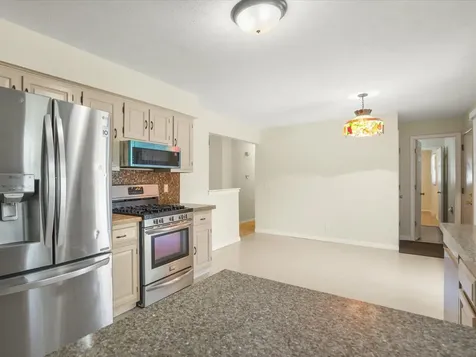 619 Windfield Lane Machesney Park IL 61115