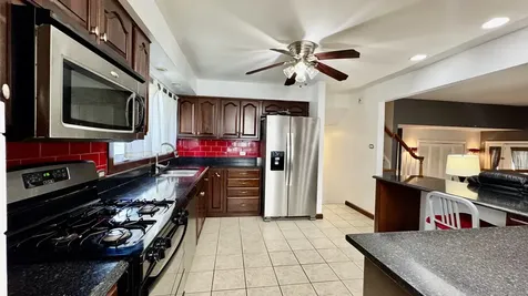 1348 Berry Lane Flossmoor IL 60422