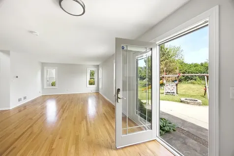 360 Winding Canyon Way Algonquin IL 60102