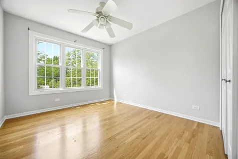 360 Winding Canyon Way Algonquin IL 60102