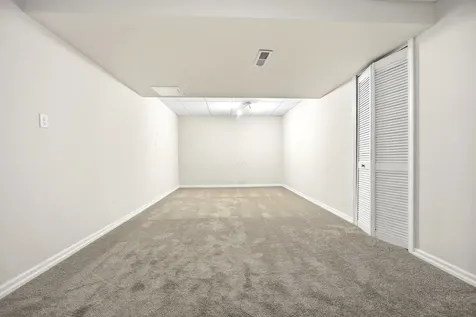 360 Winding Canyon Way Algonquin IL 60102