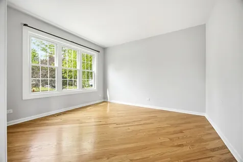 360 Winding Canyon Way Algonquin IL 60102