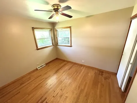 11358 South Ridgeland Avenue Worth IL 60482
