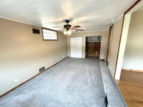 11358 South Ridgeland Avenue Worth IL 60482