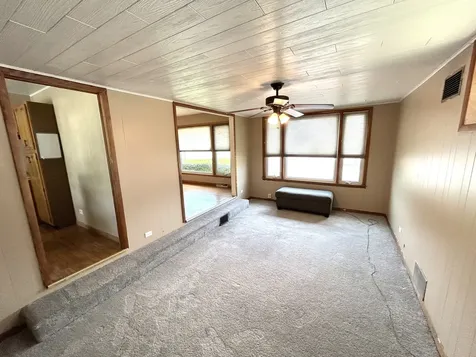 11358 South Ridgeland Avenue Worth IL 60482