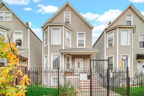 2951 North Allen Street Chicago IL 60618
