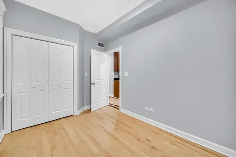 2951 North Allen Street Chicago IL 60618
