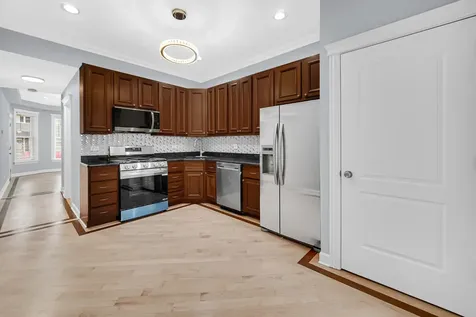 2951 North Allen Street Chicago IL 60618