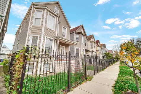 2951 North Allen Street Chicago IL 60618