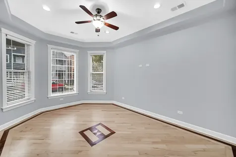 2951 North Allen Street Chicago IL 60618
