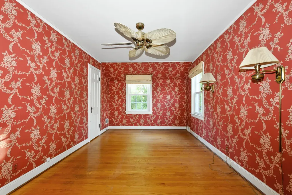 10321 South Claremont Avenue Chicago IL 60643