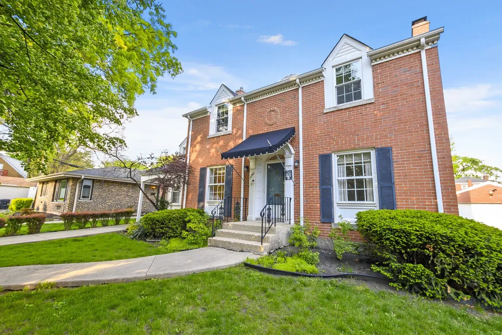 10321 South Claremont Avenue Chicago IL 60643