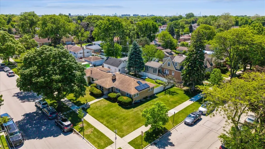 4219 Keeney Street Skokie IL 60076