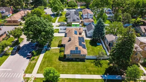 4219 Keeney Street Skokie IL 60076