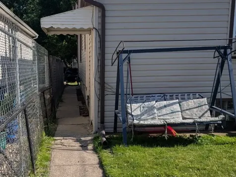 2054 York Street Blue Island IL 60406