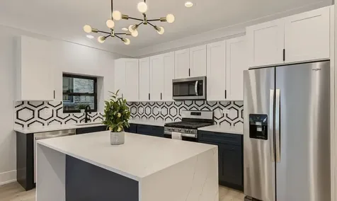 1420 West Winnemac Avenue Chicago IL 60640
