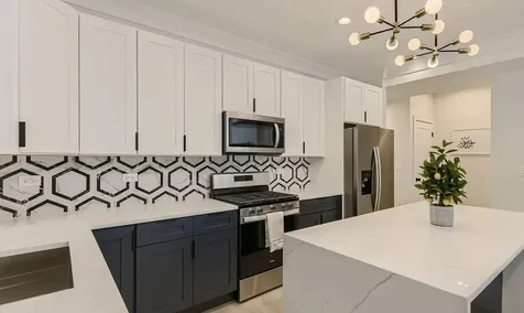 1420 West Winnemac Avenue Chicago IL 60640