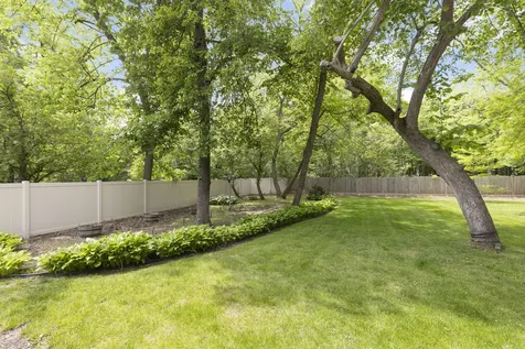 2606 Point O Woods Drive Rockford IL 61114