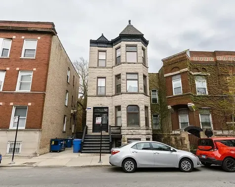 2425 North Geneva Terrace Chicago IL 60614
