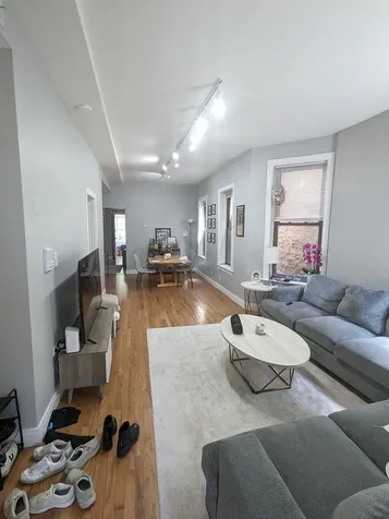 2425 North Geneva Terrace Chicago IL 60614