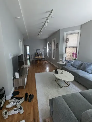 2425 North Geneva Terrace Chicago IL 60614
